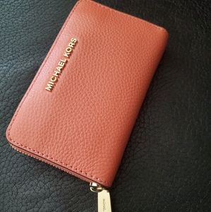 Michael Kors mini wallet